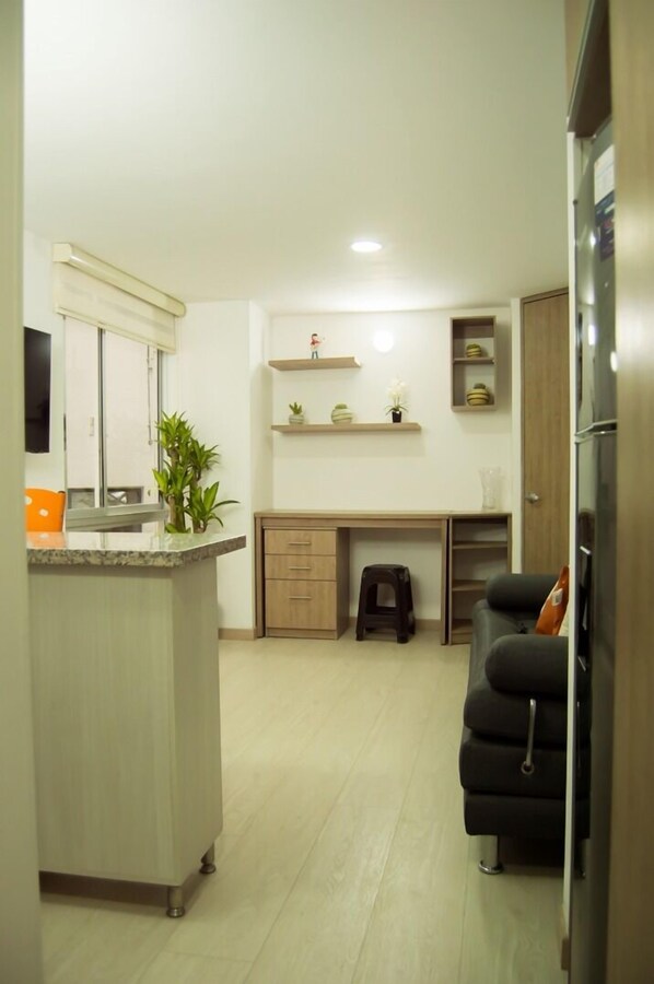 Desk, free WiFi - Cozy and modern brand-new loft (Bogotá)