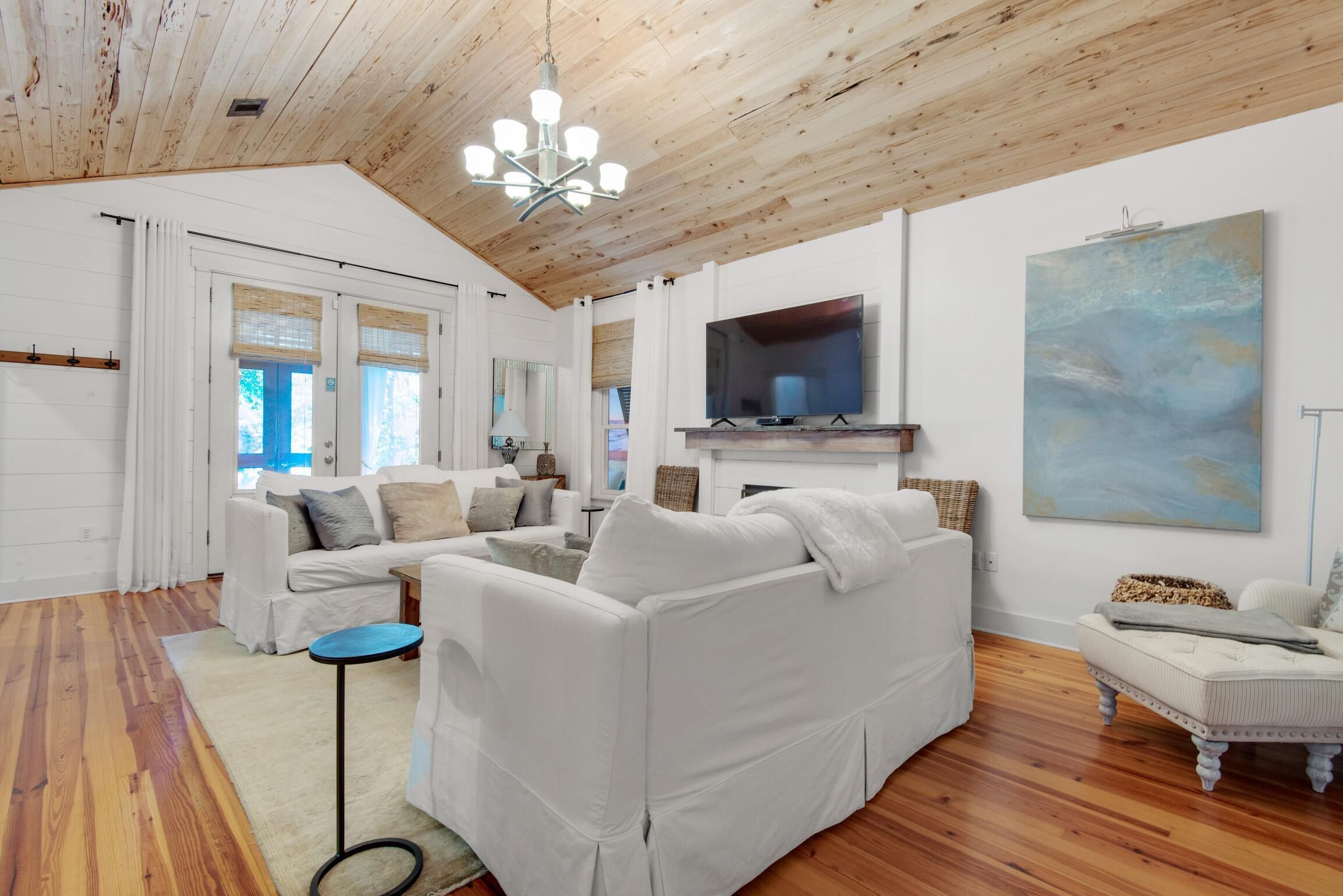 獨棟房屋, 多張床 (Bramble Cottage) | 起居 區 | 電視