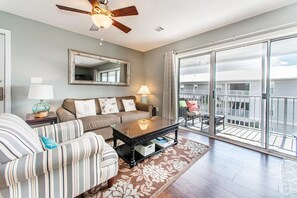 Living area - Beachside Villas 332 (Santa Rosa Beach)