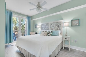 Condo, 1 King Bed with Sofa bed (Pilot House 506) | 1 bedroom, WiFi