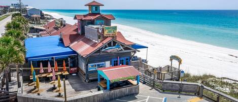 Appart'hĂŽtel, plusieurs lits (Sandprints A4) | Plage