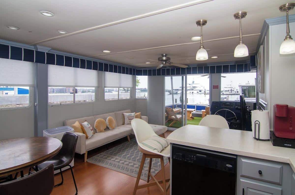 Paradise Found: Luxury Roof Deck - Boston, MA