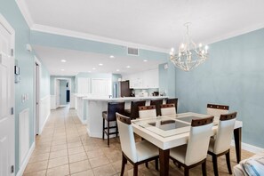 Condo, Multiple Beds (Majestic Beach Towers 2-1509) | Dining