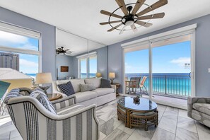 Leilighet, flere senger (Sterling Reef 401) | Oppholdsområde | TV