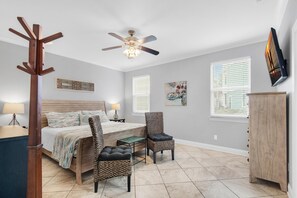 Hus - flera sängar (Turtle Cove) | 4 sovrum och wi-fi