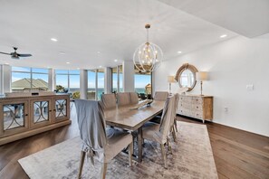 Apartment, Mehrere Betten (Viridian View) | Speisen