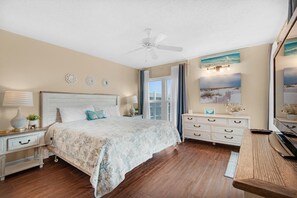 Condo, Multiple Beds (Emerald Isle 708)