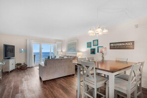 Appart'hôtel, plusieurs lits (Emerald Isle 708) | Intérieur