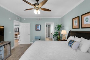 Condo, 1 King Bed with Sofa bed (Calypso 1-2109 East) - Calypso 1-2109 East (Panama City Beach)