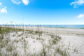Beach - Modern Beach Bungalow (Panama City Beach)