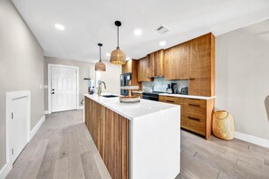 Ferienhaus, Mehrere Betten (Modern Beach Bungalow) | Eigene Küche