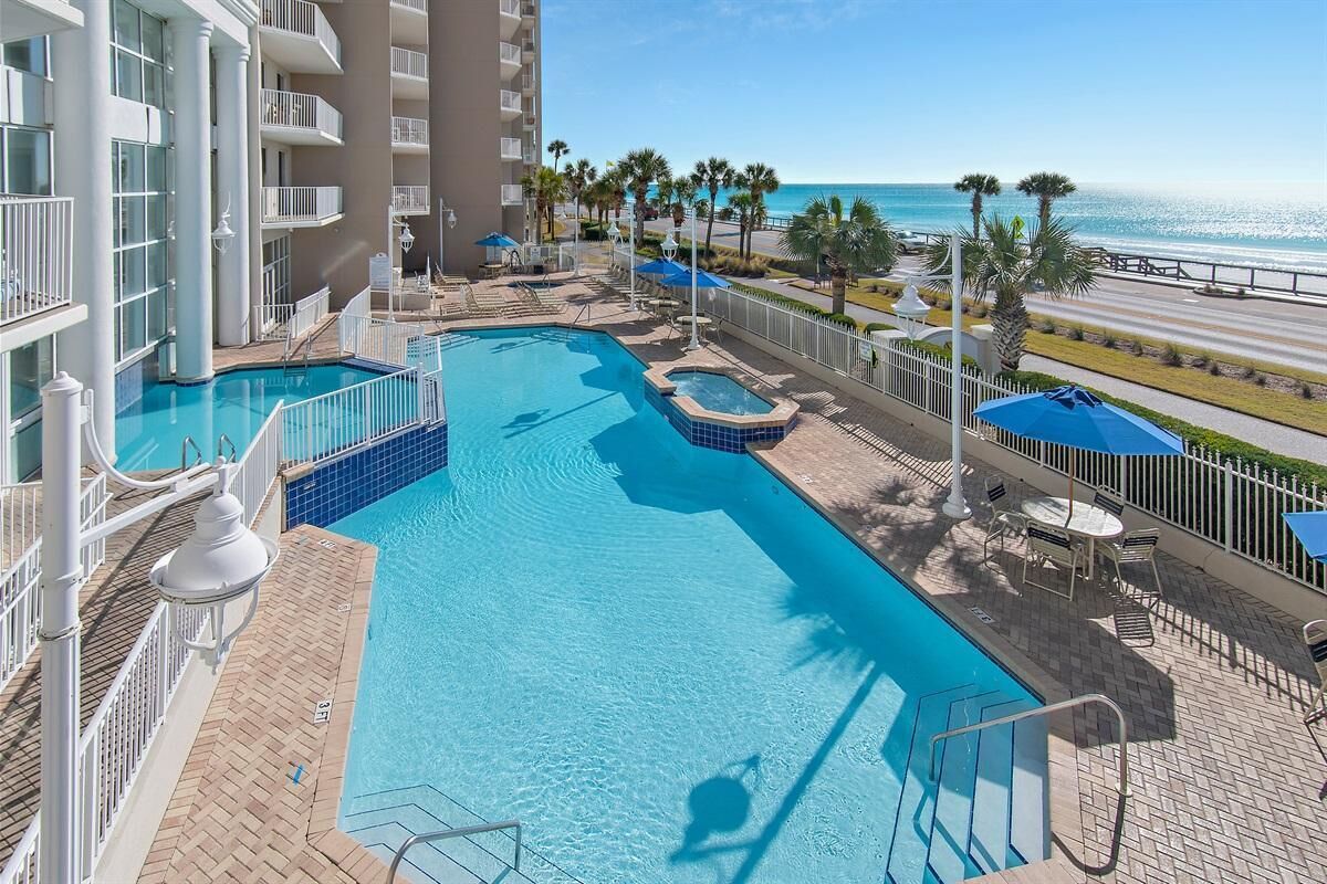 Lägenhet - flera sängar (Majestic Sun 813B) | Pool