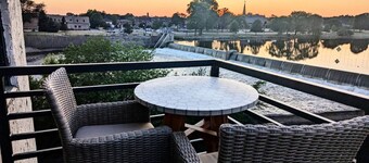 Bremer Avenue Penthouse