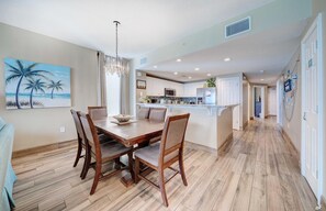 Apartment, Mehrere Betten (Majestic Beach Towers 2-901) | Speisen