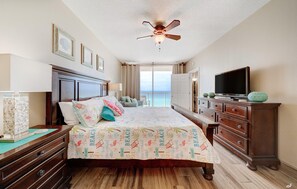 Leilighet, flere senger (Majestic Beach Towers 2-901) | 3 soverom og wi-fi