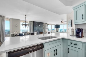 Appart'hôtel, plusieurs lits (Summerhouse 106B) | Intérieur