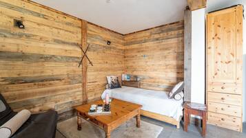 1 bedroom, free WiFi, bed sheets, wheelchair access