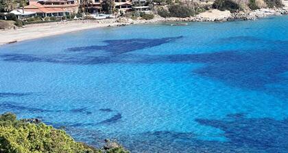 Ferienhaus "Cara House Vista Mare" mit Meerblick, privater Terrasse und Klimaanlage