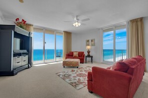 Living area - Tidewater 901 (Panama City Beach)