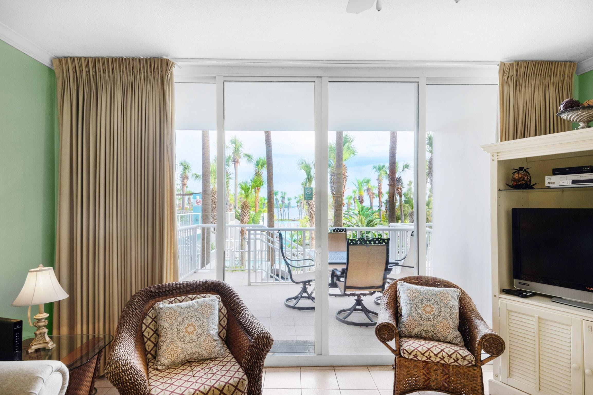 Condo, 1 King Bed with Sofa bed (Destin West Bayside Sandpiper L07) | Living area | TV