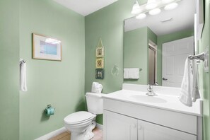 Condo, 1 King Bed with Sofa bed (Destin West Bayside Sandpiper L07) | Bathroom