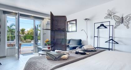 Studio Apartment 'Park Carpe Diem' with Shared Pool, Wi-Fi and Air Conditioning