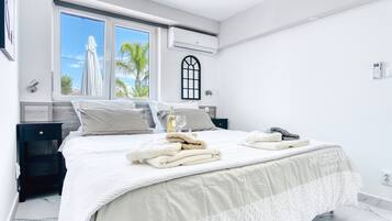 2 slaapkamers, een strijkplank/strijkijzer, gratis wifi, beddengoed