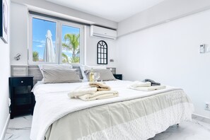 2 slaapkamers, een strijkplank/strijkijzer, gratis wifi, beddengoed