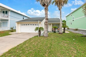 Exterior - Lyndell Beach Cottage (Panama City Beach)