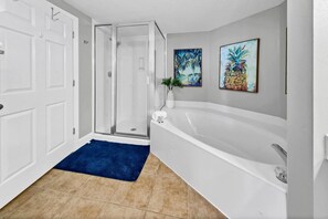 Condo, Multiple Beds (Majestic Beach Towers I 2002 Stay Sal) | Bathroom | Towels, soap, toilet paper