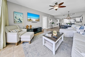 Condo, Multiple Beds (Majestic Beach Towers I 2002 Stay Sal) | Living area