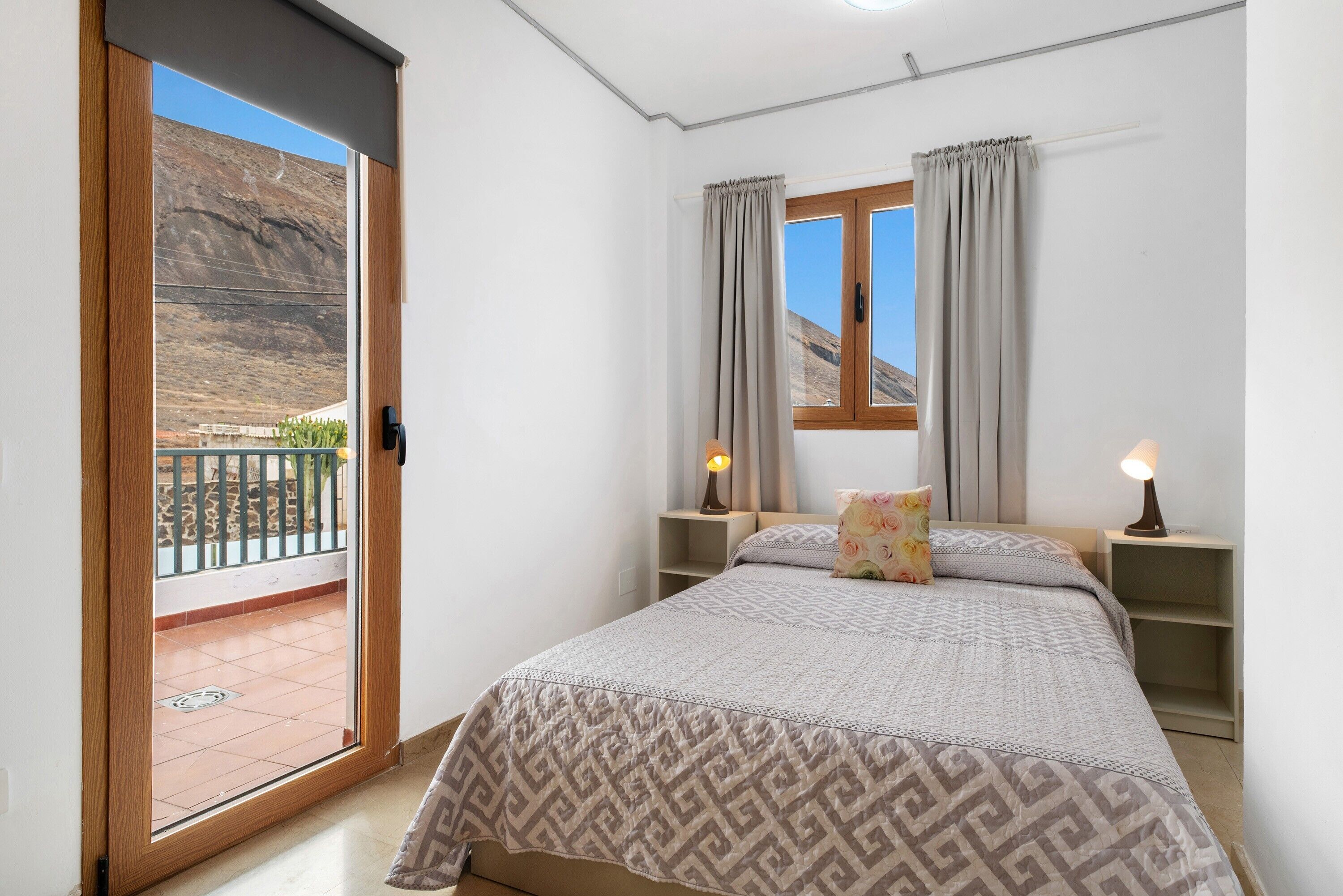 3 bedrooms, free WiFi, bed sheets