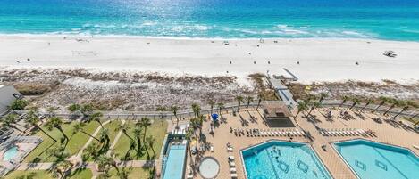 Condo, 1 cama King size y sofá cama (The Summit 1323) | Playa | En la playa