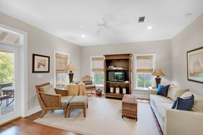 House, Multiple Beds (Magnolia Cottage) | Living area | TV - Magnolia Cottage (Panama City Beach)