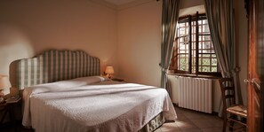 3 bedrooms, desk, iron/ironing board, free WiFi - Guardia Apartment (Gambassi Terme)