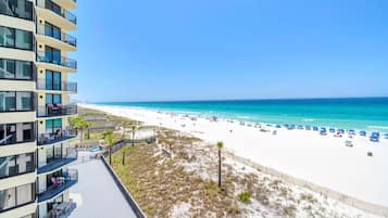 Lejlighed - 1 kingsize-seng med sovesofa (Sunbird 508E) | Strand | På stranden