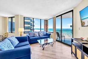 Condo, 1 cama King e sofá-cama (Sunbird 508E) | Área de estar | TV