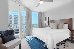 公寓客房, 1 張特大雙人床及 1 張梳化床 (Palms Resort #2711 Jr. 2BR) | 2 間睡房、Wi-Fi