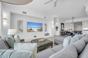 Living area - Hidden Dunes 1802 (Panama City Beach)