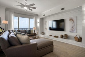 Living area - Hidden Dunes 1802 (Panama City Beach)