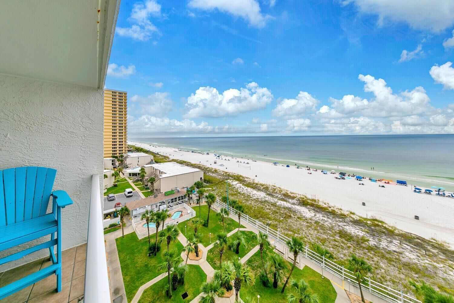 المنطقة المحيطة بالمنشأة