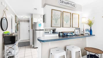 Condo, 1 King Bed with Sofa bed (Gulf Highlands 116H) | Private kitchen | Oven, toaster