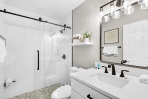 Condo, Multiple Beds (Sweet Magnolia) | Bathroom - Sweet Magnolia (Miramar Beach)