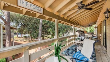 Bloc d'apartaments, 1 llit de matrimoni gran (Sweet Magnolia) | Terrassa o pati