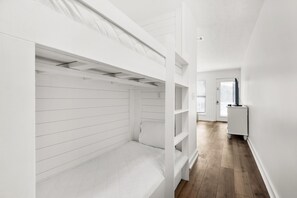 Condo, 1 King Bed with Sofa bed (Southwind A-3 - Fleur De Sea) | 1 bedroom, WiFi - Southwind A-3 - Fleur De Sea (Panama City Beach)