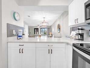 Huis, meerdere bedden (Portside R4) | Privékeuken | Een oven, een broodrooster