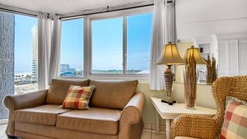 Studio, 2 Queen Beds (Top of the Gulf 610) | Living area | TV