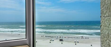 Studio, 1 Queen Bed (Top of the Gulf 813) | Beach