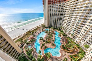 Condo, Plusieurs lits (Shores of Panama 1523) | Piscine | Piscine intérieure, piscine extérieure