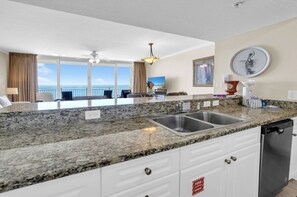 Interior - Emerald Beach 1033 (Panama City Beach)